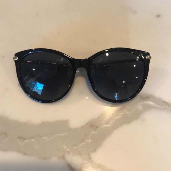 Gucci - Picture 4 of 8